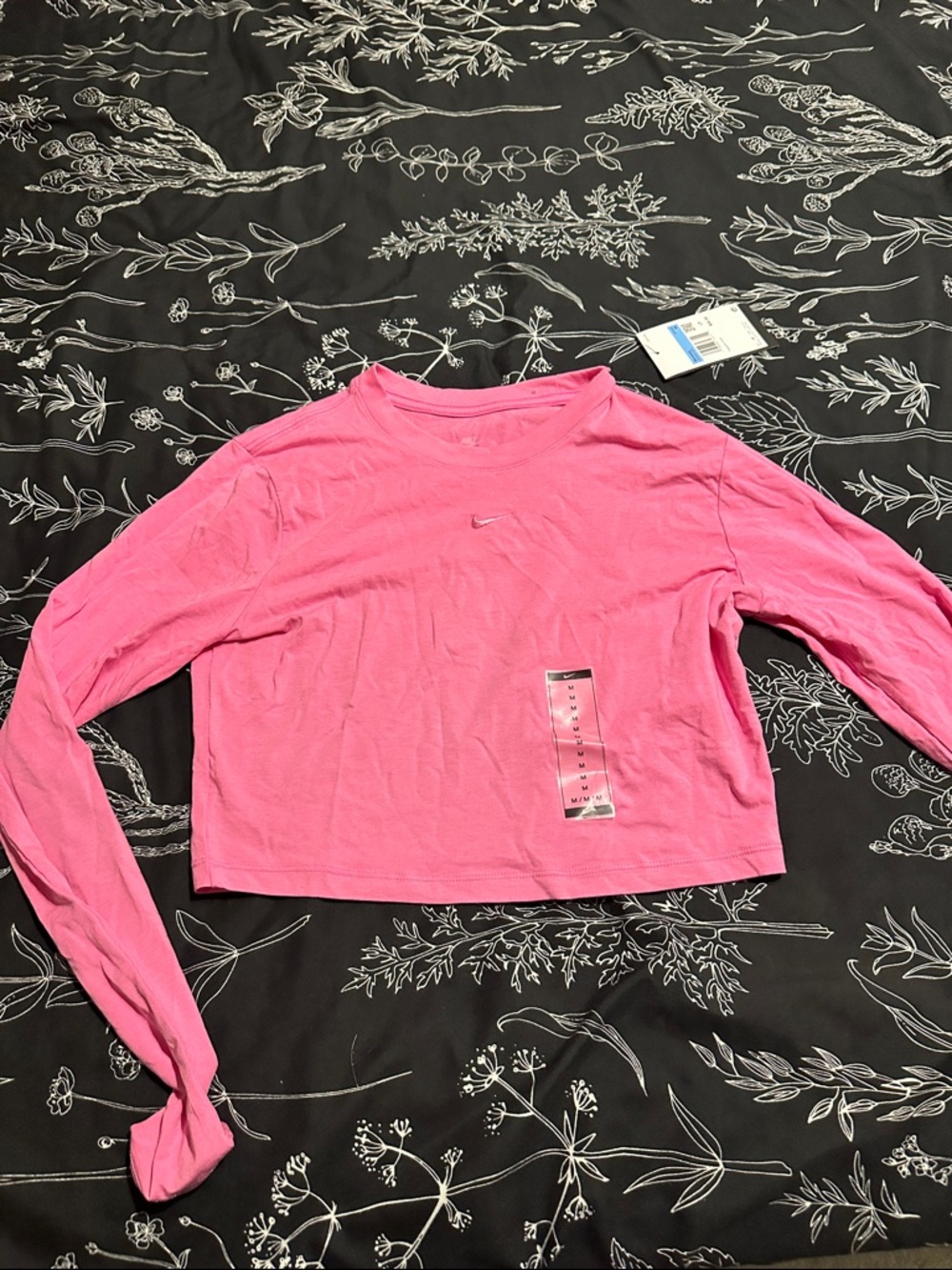Nike Women's Hot Pink Long-Sleeve Crop Top